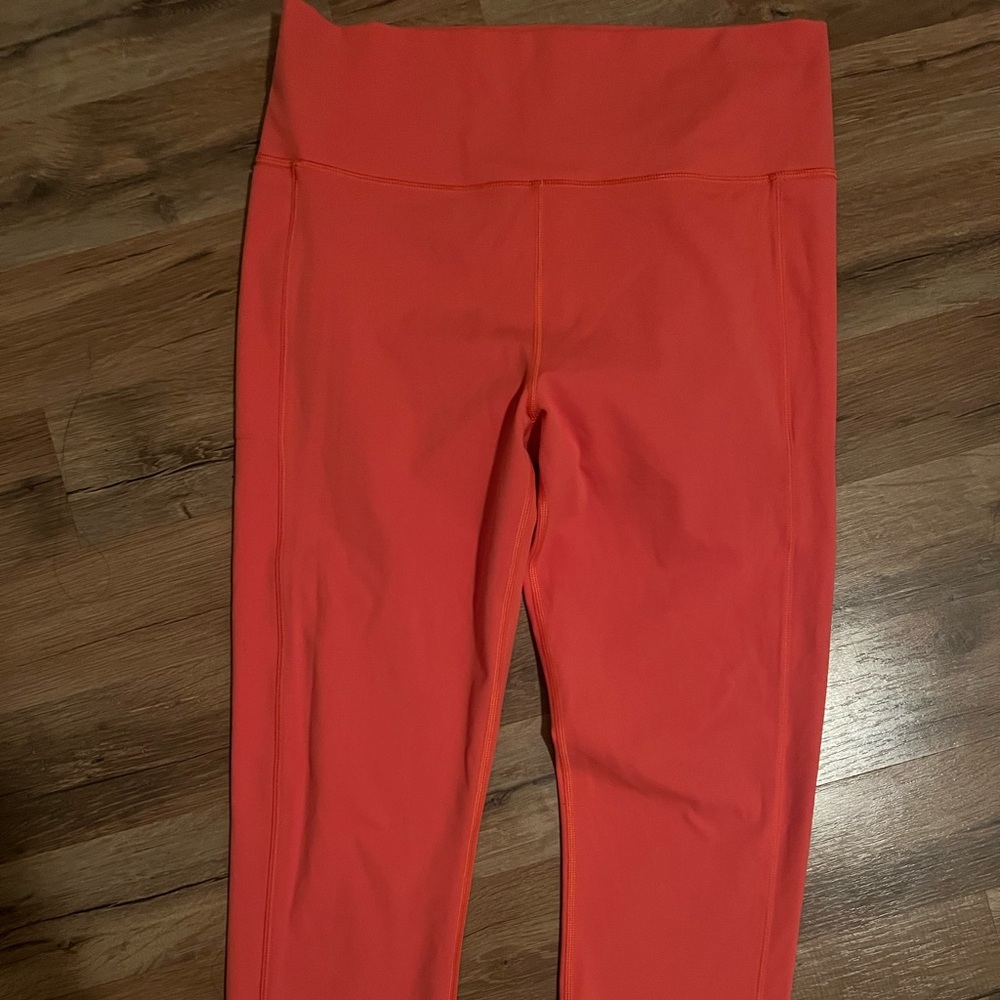 Vuori Coral Activewear